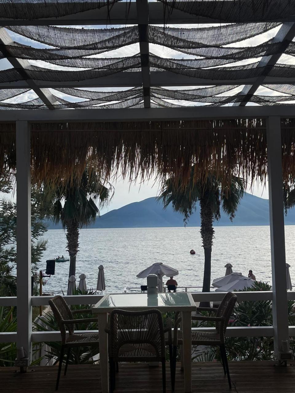 Coral Hotel & Resort Radhimë Dış mekan fotoğraf