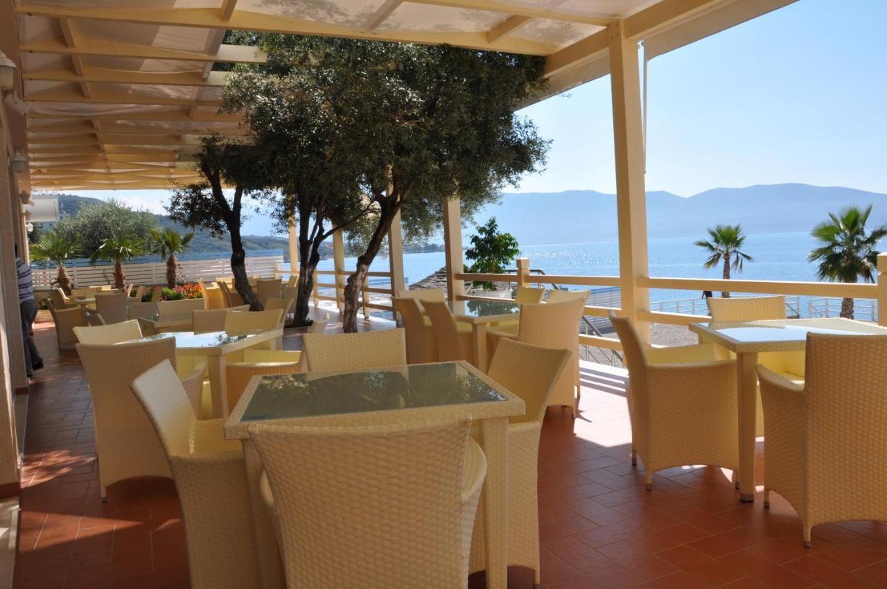 Coral Hotel & Resort Radhimë Dış mekan fotoğraf