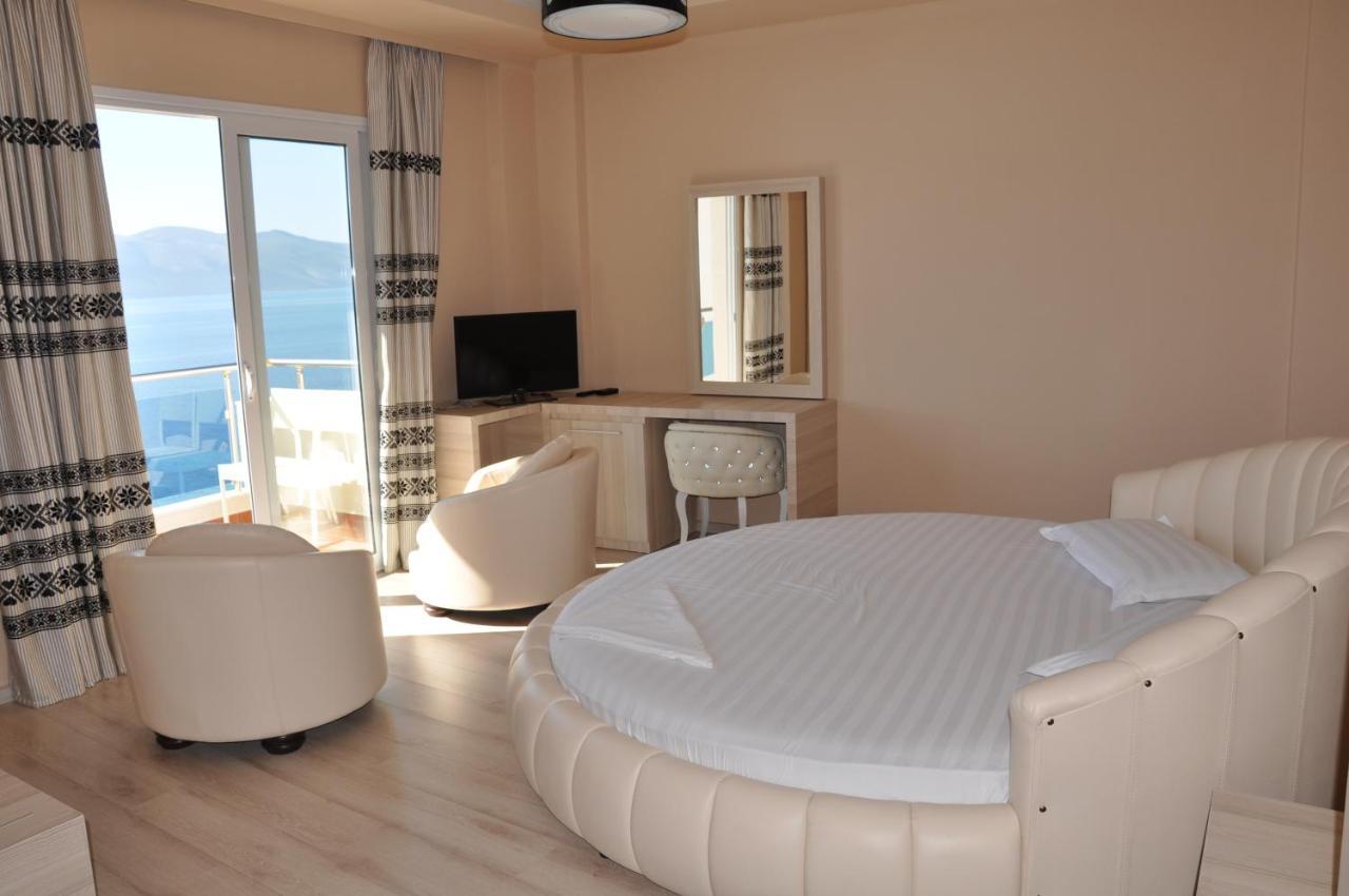 Coral Hotel & Resort Radhimë Oda fotoğraf