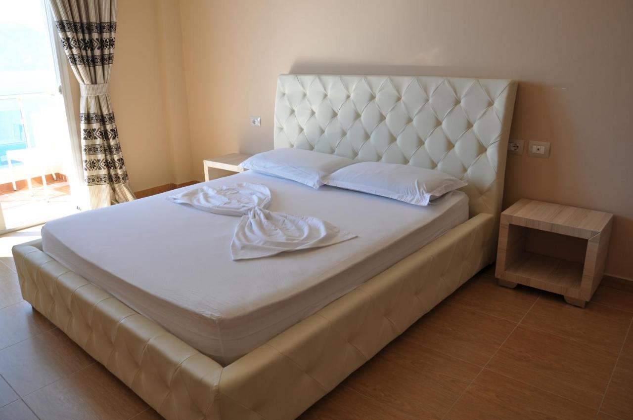 Coral Hotel & Resort Radhimë Oda fotoğraf