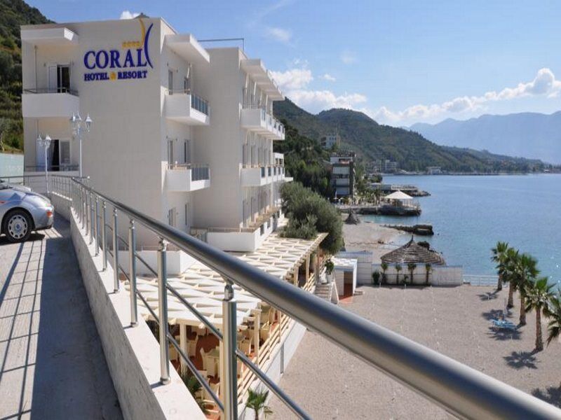 Coral Hotel & Resort Radhimë Dış mekan fotoğraf